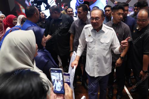 DATUK SERI ANWAR IBRAHIM