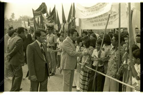 MAHATHIR