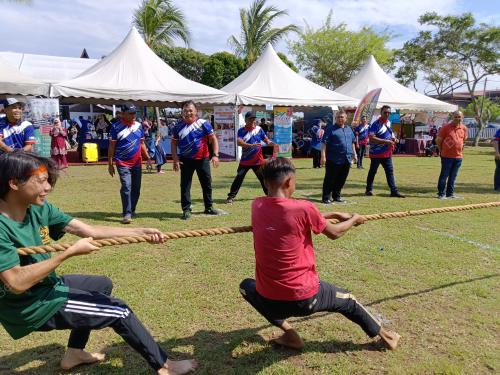 DATUK RAIS YASIN