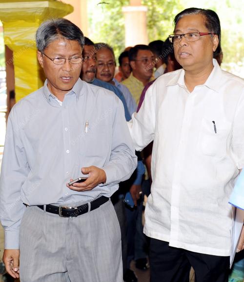 MK06_27082013_MENTERI_EXCO
