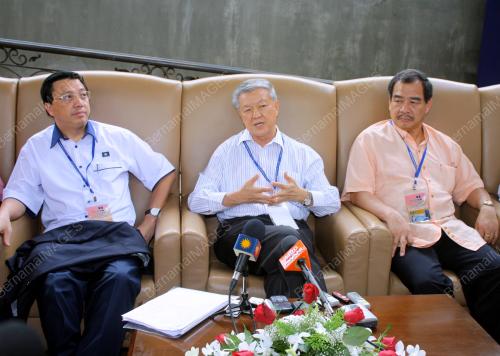 DATUK SERI DR CHUA SOI LEK