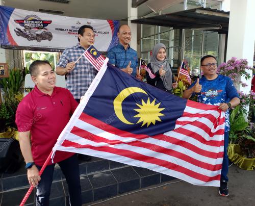 FAIRUL NIZAM ROSLAN