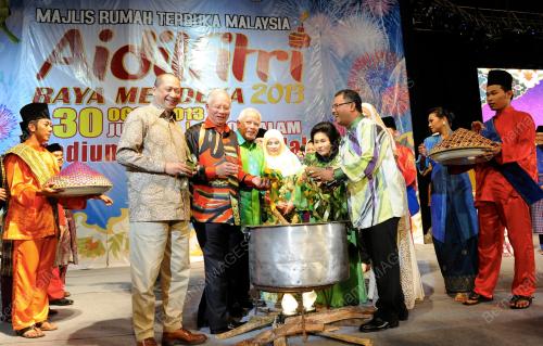 MK06_30082013_RUMAH_TERBUKA