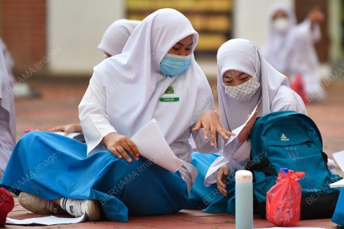 PEPERIKSAAN SPM 2021
