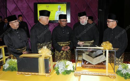 MK07_03032017_AGONG