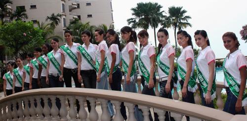 FINALIS MISS MALAYSIA EARTH 2008