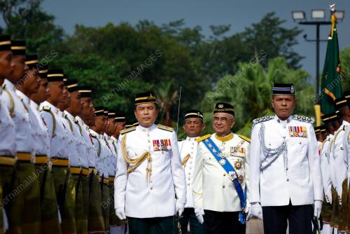 TUN MOHD ALI RUSTAM