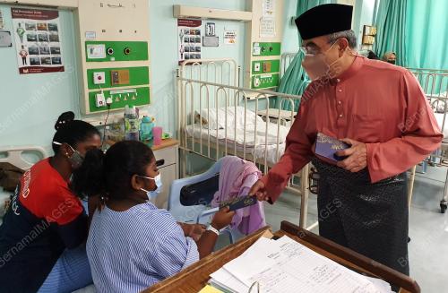 TUN MOHD ALI RUSTAM