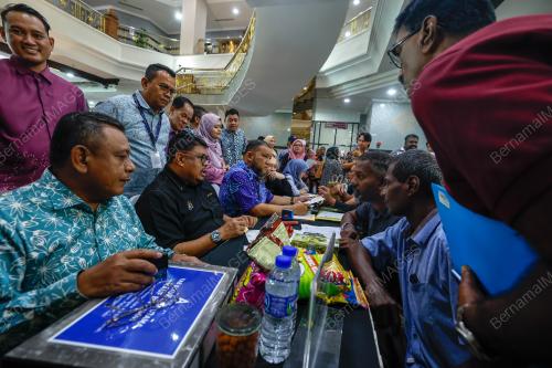 DATUK SERI AB RAUF YUSOH