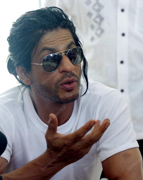 MK07_15022011_SHAHRUKH_KHAN