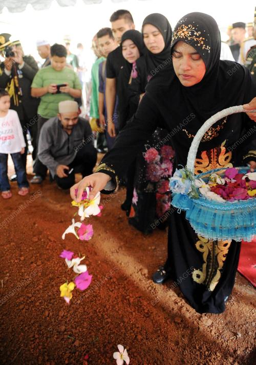 MK07_16062016_JENAZAH_ATASE