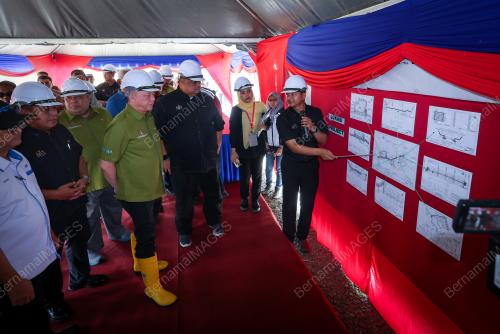 DATUK SERI FADILLAH YUSOF