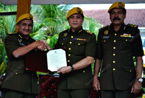 MK07_19112016_RELA_AMANAT