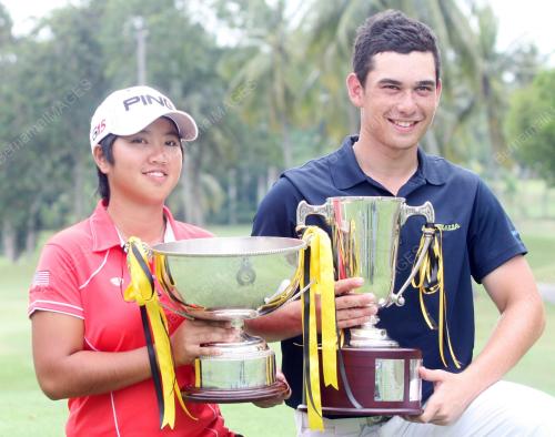 JUARA GOLF AMATUR