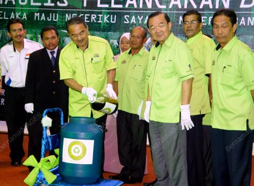 PESTA PANTAI 2011