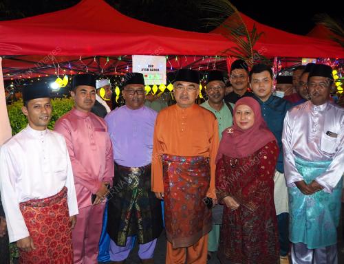 TUN MOHD ALI RUSTAM