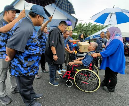 DATUK SERI AB RAUF YUSOH