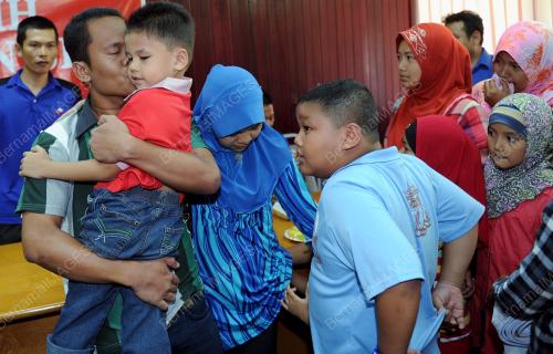MK08_06012012_KELUARGA