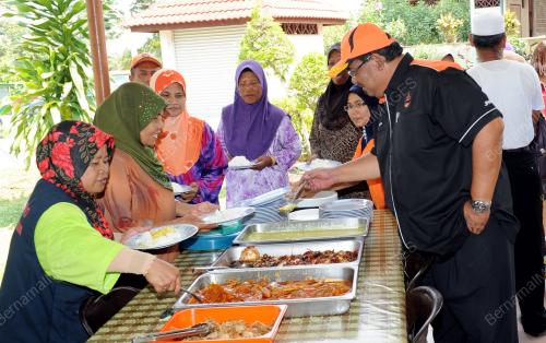 MK08_06112012_JPAM_MAKAN