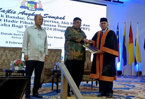 DATUK SERI AB RAUF YUSOH
