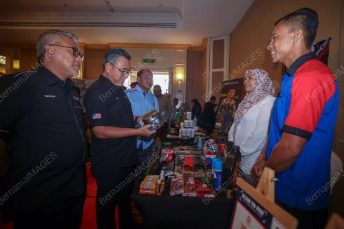 ADLY ZAHARI