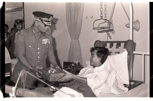 AGONG DI HOSPITAL TENTERA MELAKA