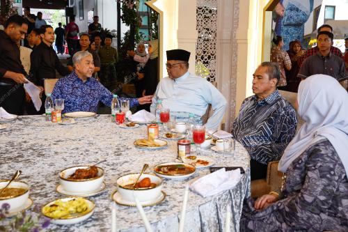 MK08_12042026_ZAHID_RAUF