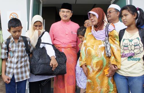DATUK SERI MOHD ALI RUSTAM