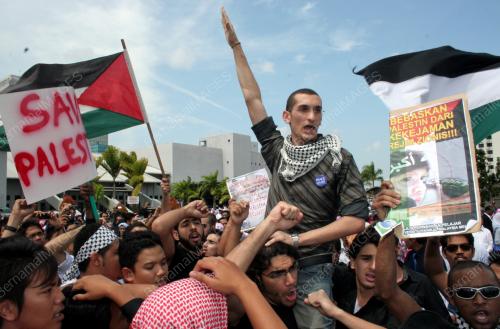 TAREK MOHAMMED TAHA ELMAZLOUM