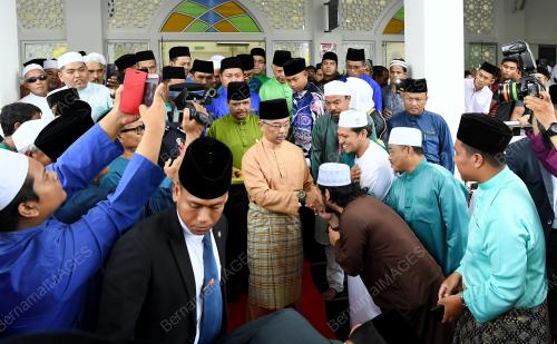 MK08_17052019_AGONG_MASJID