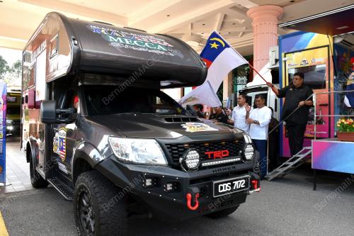 DATUK SERI AB RAUF YUSOH