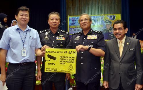 MK08_21112013_CCTV_POLIS