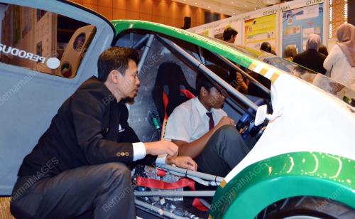 MK08_22022012_UTEM_KERETA