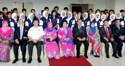 MK08_22042012_ROSMAH_GAMBAR