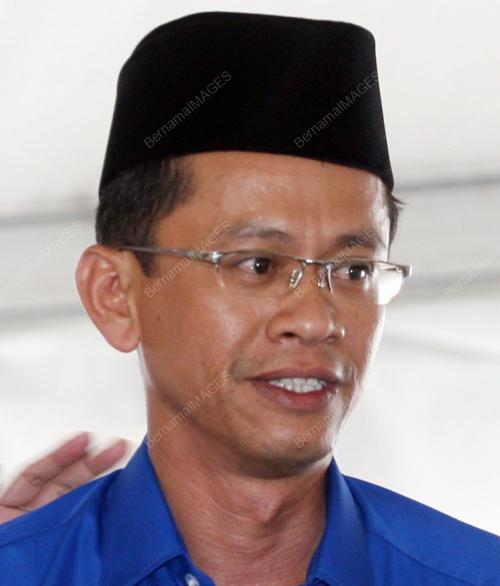 MK08_23022011_ROSLAN_MERLIMAU