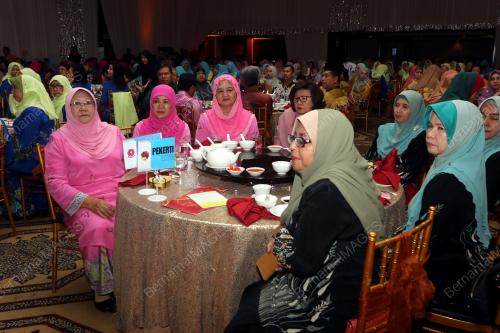 MK08_23112017_ROSMAH_BAKTI