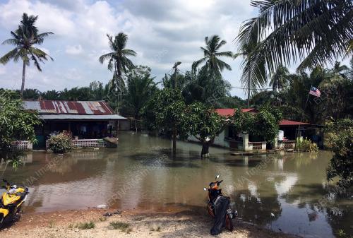 BANJIR TERMENUNG