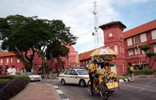BANGUNAN STADHUYS