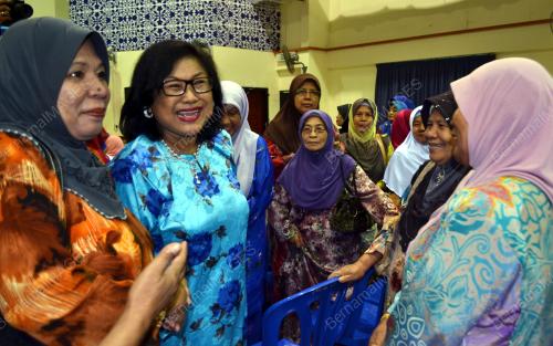 MK08_30042013_RAFIDAH_WANITA