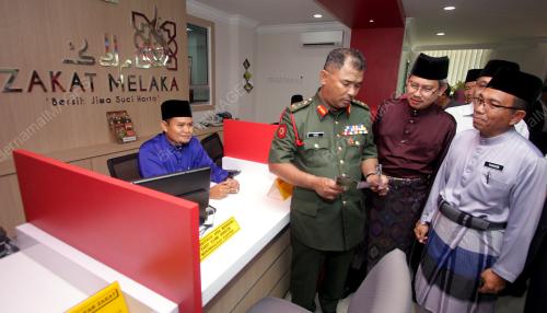 MK09_02082016_PEJ_ZAKAT
