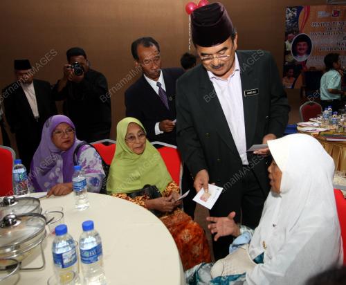 MOHD ALI RUSTAM