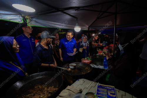 DATUK LIM BAN HONG