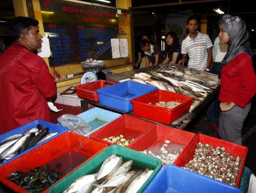 PENGUSAHA IKAN BAKAR