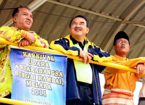 DATUK SERI MOHD ALI RUSTAM