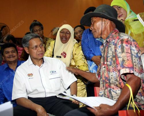 MUSTAPA MOHAMED