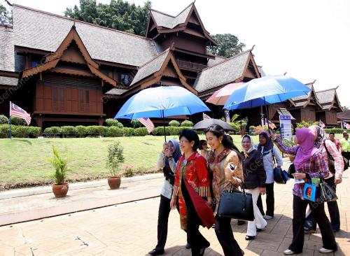 MK09_12092012_ASEAN