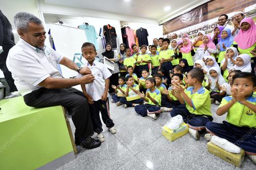 MK09_13112018_SCHOOL_BN201811123438