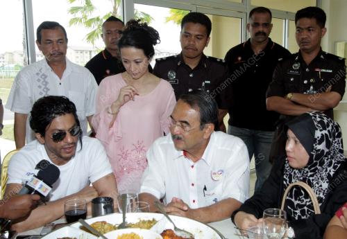 MK09_15022011_SHAHRUKH_KHAN