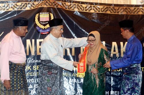 TUN MIOHD ALI RUSTAM