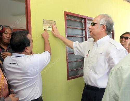MK09_19022011_PM_RUMAH